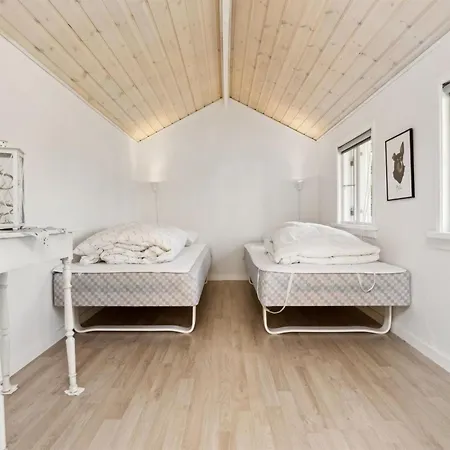 Semesterbostad Odke - 25m From The Sea By Interhome